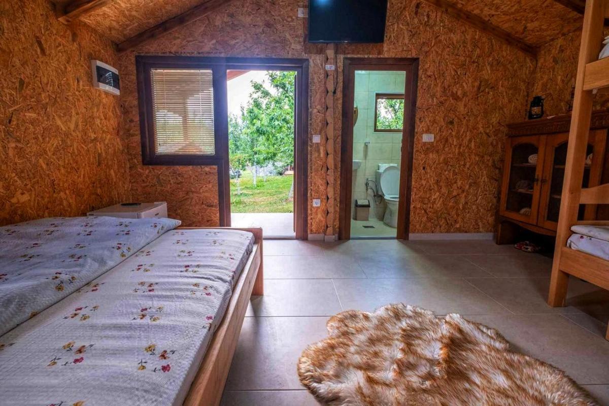 Holiday Bungalows & Food Plav Buitenkant foto