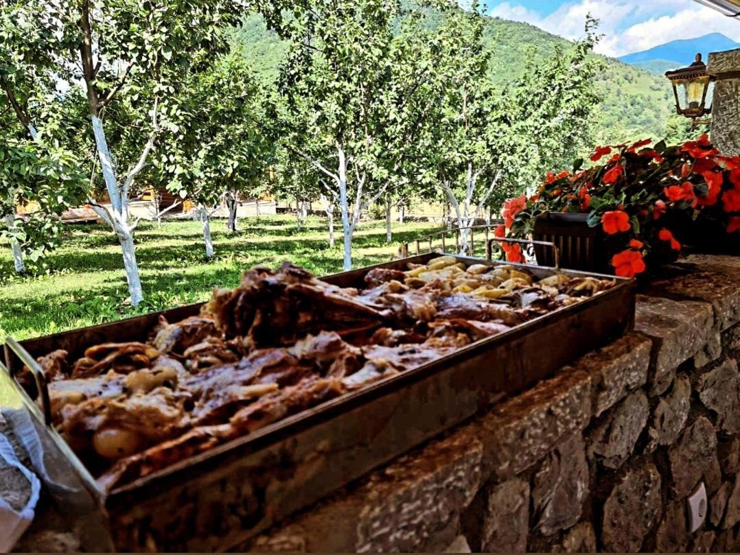 Holiday Bungalows & Food Plav Buitenkant foto