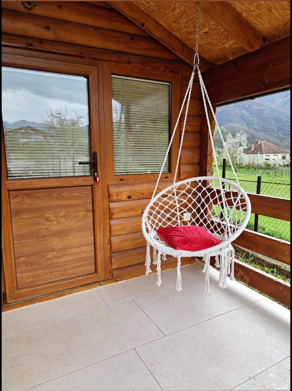 Holiday Bungalows & Food Plav Buitenkant foto