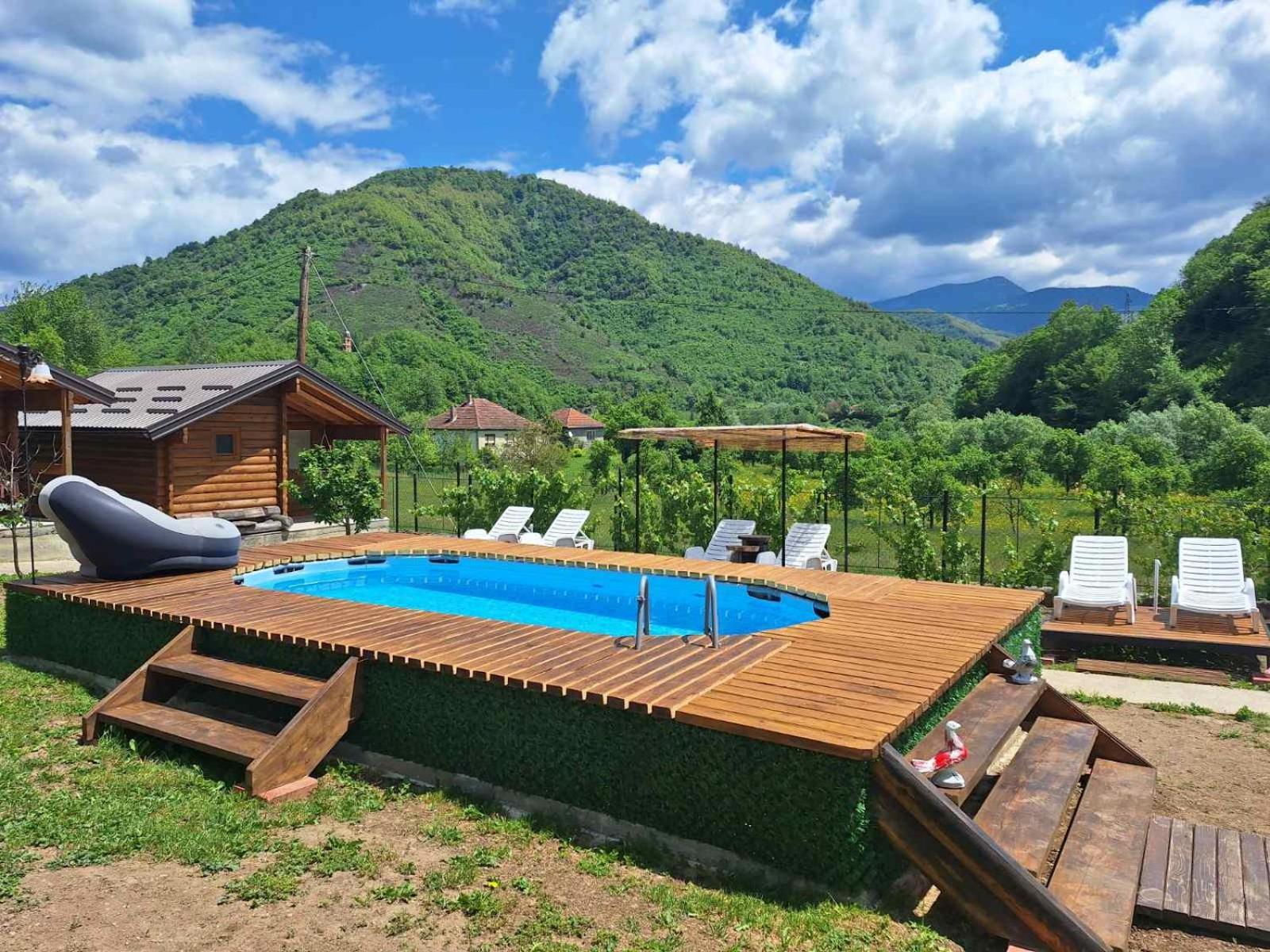 Holiday Bungalows & Food Plav Buitenkant foto